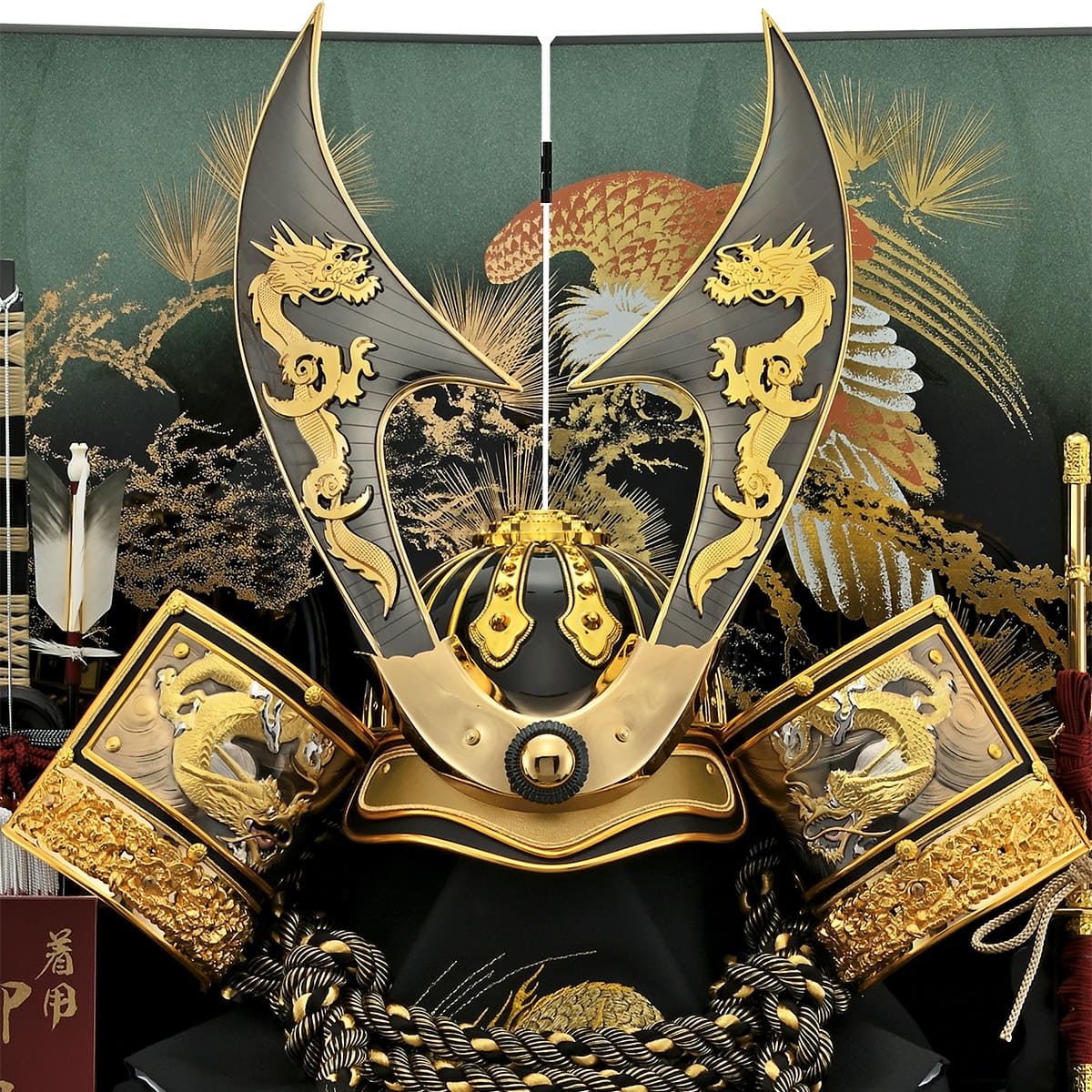 五月人形 着用 コンパクト 兜飾り ミニ おしゃれ 金 モダン 横幅60cm