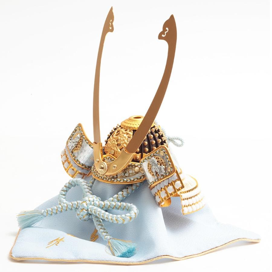 五月人形 久月作 コンパクト お祝い 兜飾り 平飾り 獅狛之兜 正絹 水色