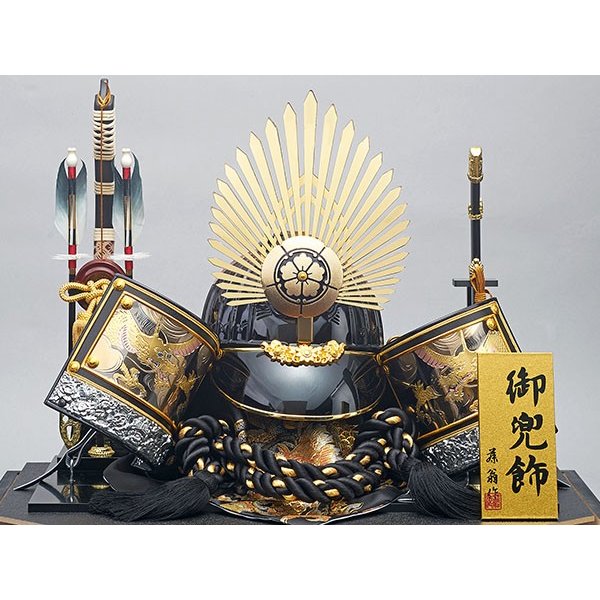 五月人形 織田信長 ケース飾り 着用 兜飾り 着用 織田 205-785 黒金色