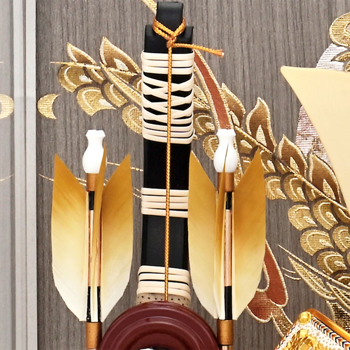 五月人形 ケース飾り かぶと コンパクト 兜飾り ミニ おしゃれ 金 横幅