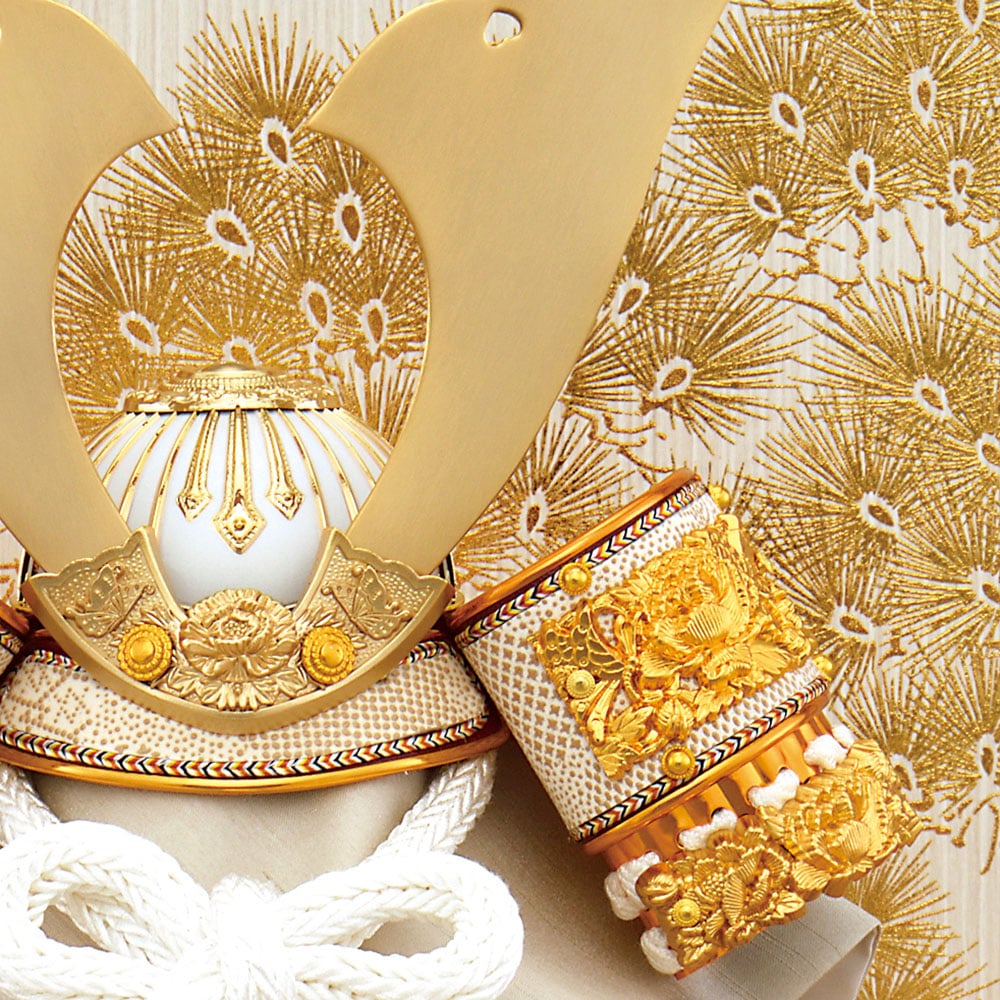 五月人形 お祝い 初節句 コンパクト 兜飾り ケース飾り 10号 漆 白金