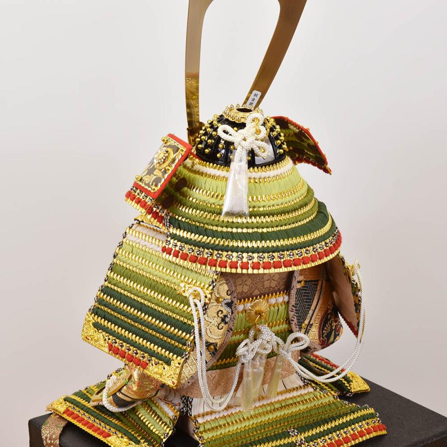 五月人形 コンパクト おしゃれ 鎧飾り7号 緑段 5月人形 摩天楼 台 令桜