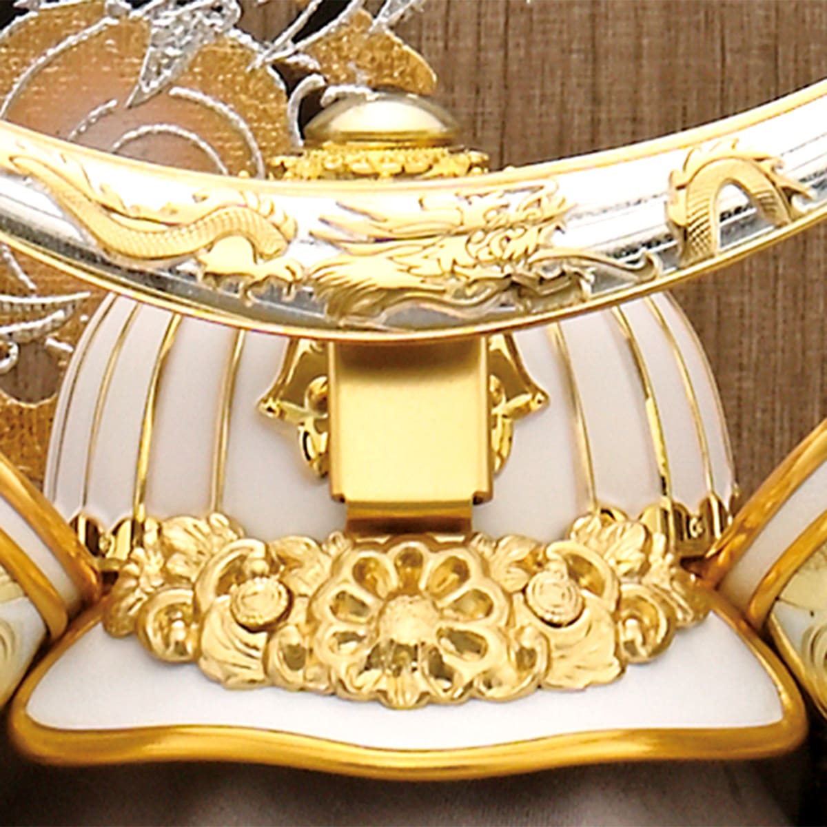 五月人形 ケース飾り コンパクト 兜飾り 伊達 ミニ おしゃれ 金 モダン