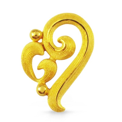 ハートを描いた独創的な作品 純金ペンダント