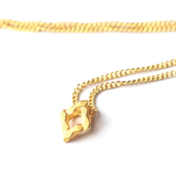 【即日お届け】ダイヤカット 純金ペンダント (SV925チェーン付き)