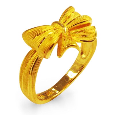 甘さ控えめでリアルな美しさ 純金リング