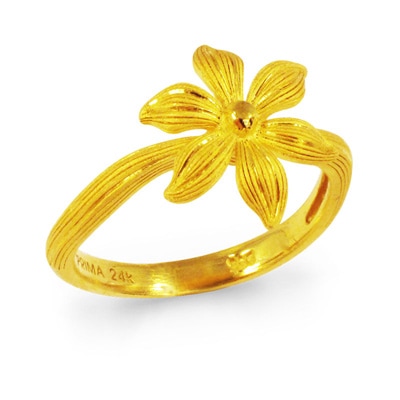 甘さ控えめでリアルな美しさ 純金リング