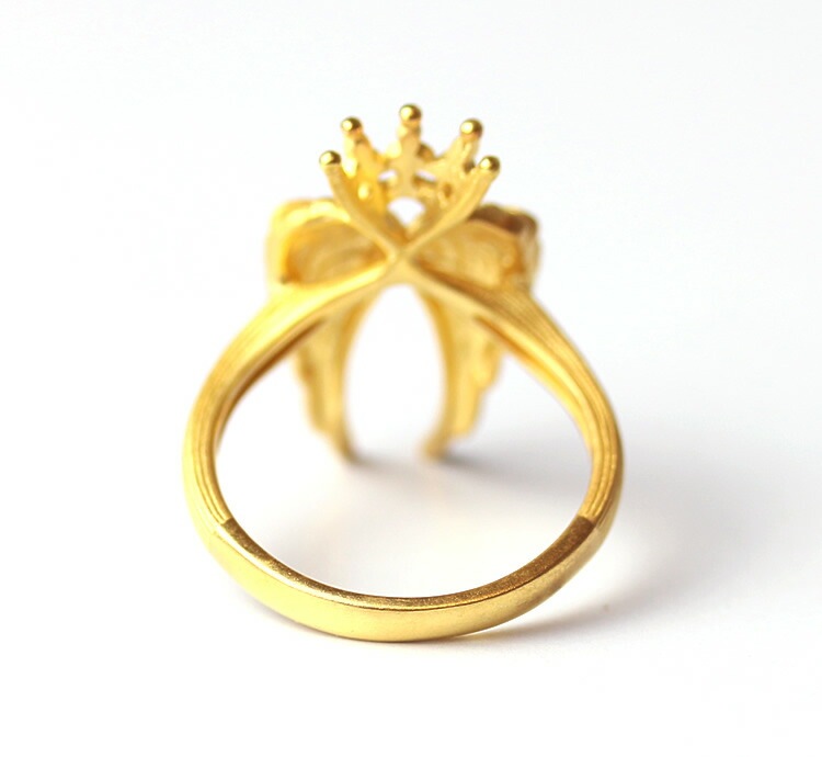 クラウン翼モチーフ 純金リング