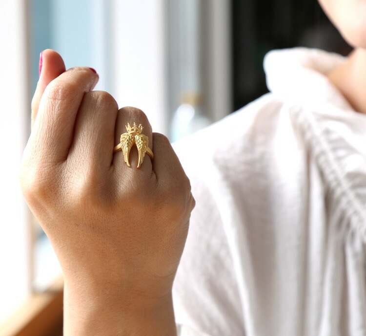 クラウン翼モチーフ 純金リング