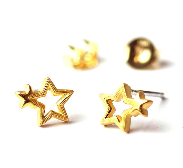 星型クリスタル装飾ゴールドピアス 星形スター 純金ピアス｜レディース,ピアス/イヤリング商品