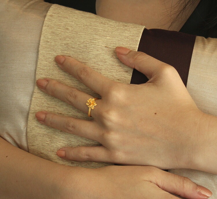 一輪の花 純金リング