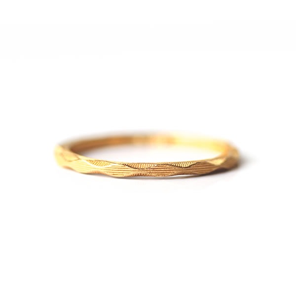 ダイヤカット 純金ピンキーペアリング｜ペアジュエリー商品｜PRIMA
