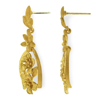 花たちのスイング 純金ピアス