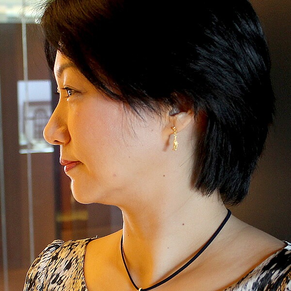 キリンモチーフ 純金ピアス｜レディース,ピアス/イヤリング商品｜PRIMA