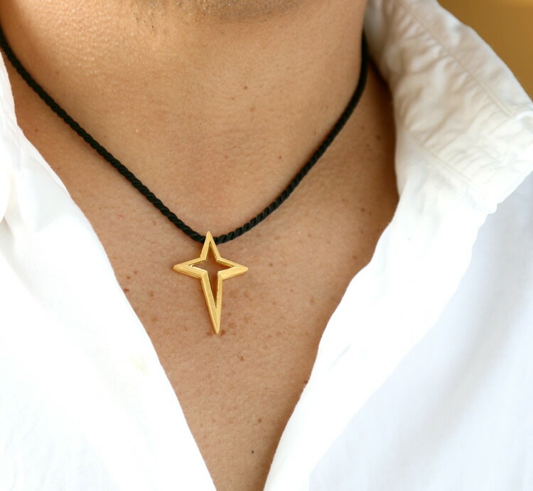 <メンズ>クロスモチーフ 純金ペンダント(ネックレス紐付)