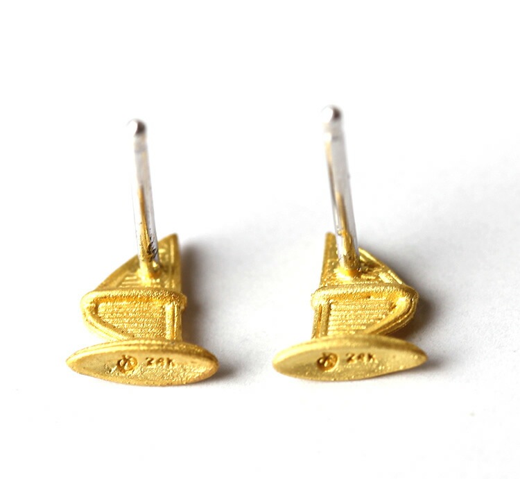 ヨットモチーフ 純金ピアス