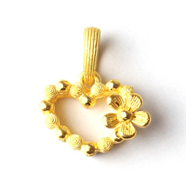 オープンハートと可憐な一輪の花 純金ペンダント