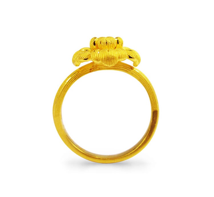 牡丹の花甘さ控えめでリアルな美しさ 純金リング