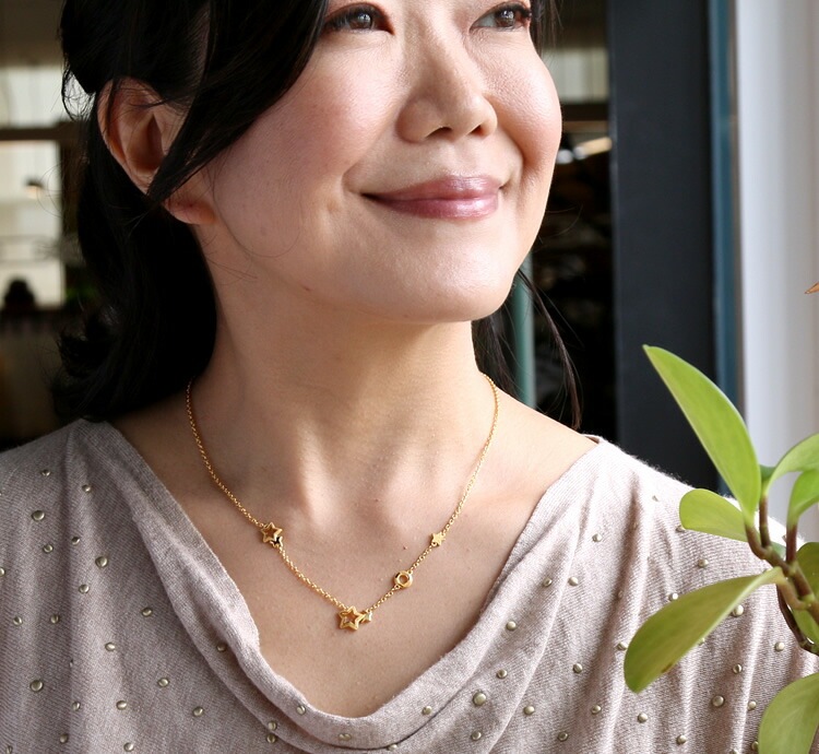 スターフラワーモチーフ 純金ネックレス