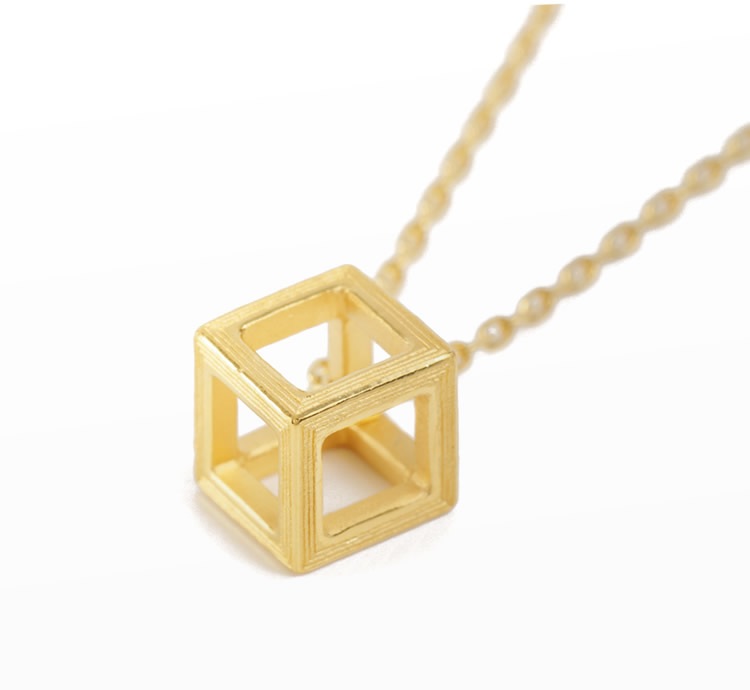 【即日お届け】立体キューブ 純金ペンダント（SV925チェーン付き）