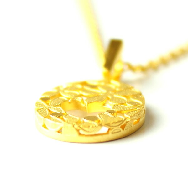 オーバル型 ハートとフラワー 純金ペンダント