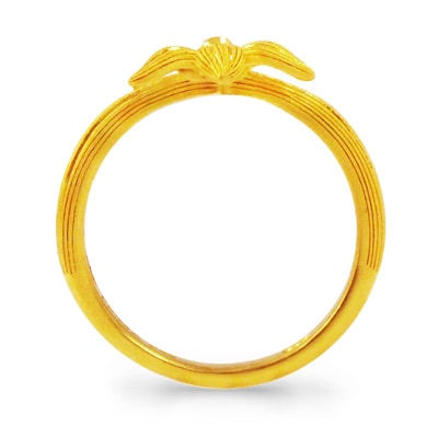 甘さ控えめでリアルな美しさ 純金リング