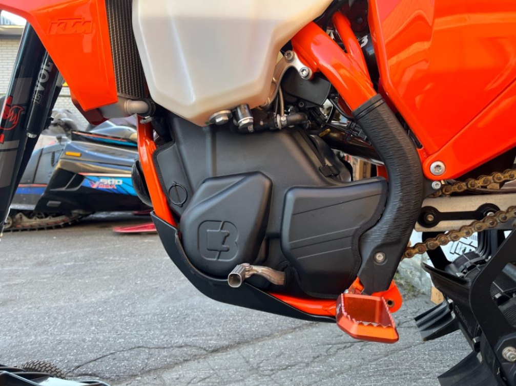 [C3powersports] NXTエンジンスキン KTM系 450SX-F 2016-2022, 500EXC-F 2017-2023