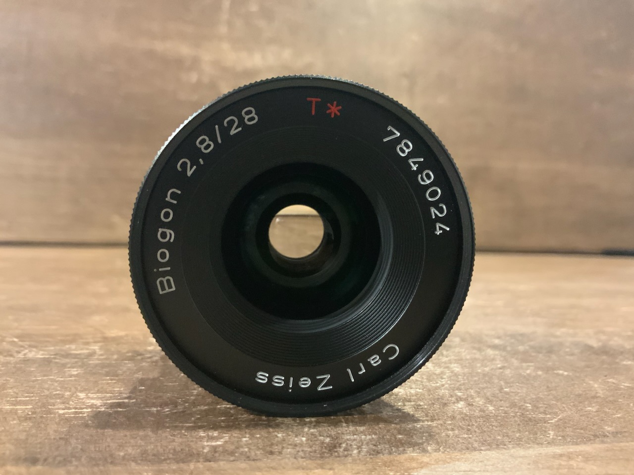 ��B�� CarlZeiss Biogon G 28mm F2.8 M�ޥ���Ȳ�¤��