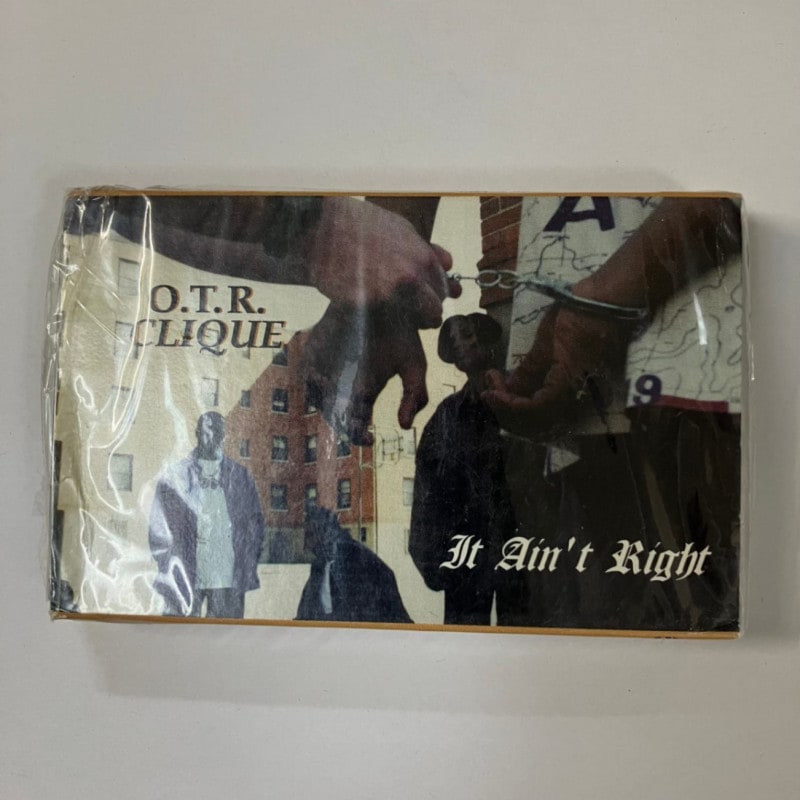 O.T.R. CLIQUE / IT AIN'T RIGHT