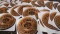 �ڥΥ٥�ƥ���IITIGHTMUSIC GOLD COIN LOGO STICEKR LOGO BY PEN X PIXEL
