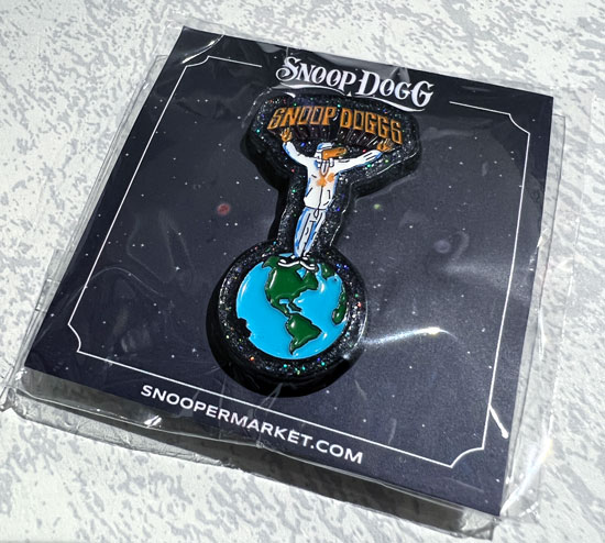 SNOOP DOGG Pin-Batch | MERCHANDISE | IITIGHT MUSIC -SHIBUYA-