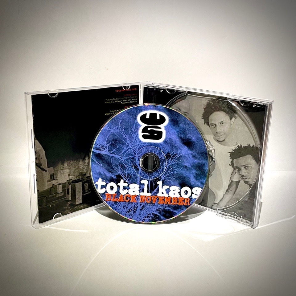 Total Kaos – Black November