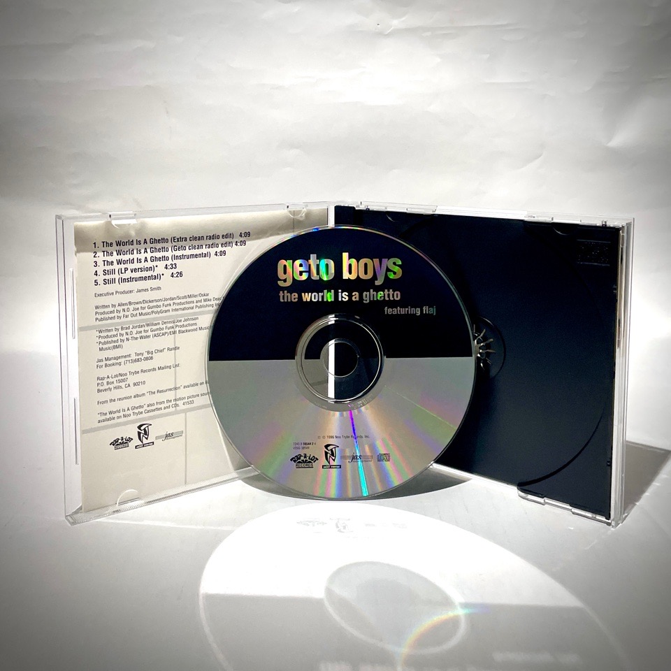 Geto Boys – The World Is A Ghetto
