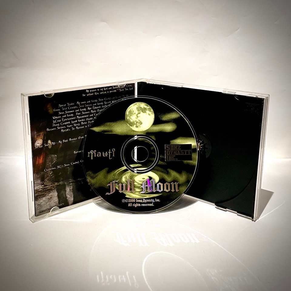 Mauti – Full Moon