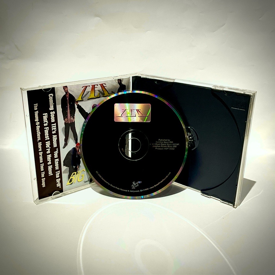 Tee – Flint's Finest