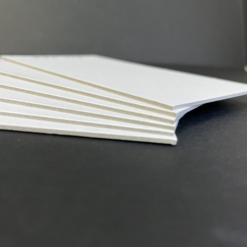 律可 紙類まとめ売り アウトレット！厚さ1.6ミリ台紙 両白22号 366×210mm 50枚