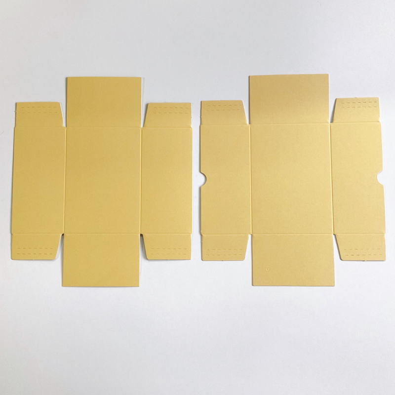 �ܥ�ȡ��ʥåȡ��ͤ��Ѿ�Ȣ��6���������125��89��61mm�ˡ���Ω�ʤ��ξ��֤�Ǽ�ʤ��ޤ�