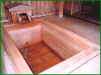 桧木風呂等　お手入れ用洗浄剤　無臭タイプ　サンクリーン ４Ｌ 送料無料！！|浴場清掃用洗剤