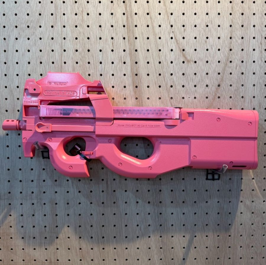 東京マルイP90・ピンク・18歳以上電動ガン・動作OK P-90 東京マルイ P90