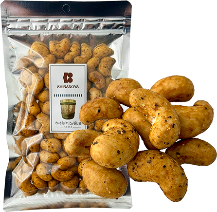 【送料無料/15個以上】クラタペッパー＆木桶仕込醤油カシュー（152g）信濃屋【15/食品/最安値/CASE】※コンビニ決済・銀行振込は送料無料の対象外です！