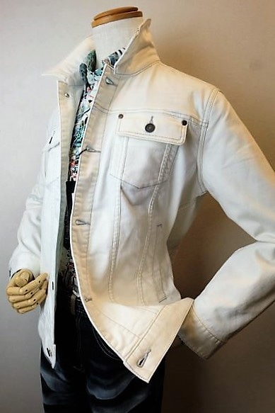 セール35%OFF コードビー CODE:B ジージャン ホワイト オールシーズン定番品 デニムブルゾン バラシ メンズウェア画像1