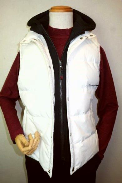 セール50%OFF コードビー CODE:B ダウンベスト ホワイト 秋冬アウトレット現品限り品 バラシ フード付きウインドガード メンズウェア画像1