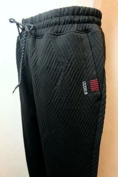 コードビー CODE:B イージーパンツ ブラック 秋冬新作 ジャガード織り スウェットパンツ バラシ メンズウェア画像１