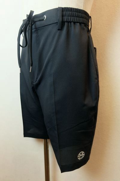 セール35%OFF ミラショーンスポーツ milaschon ハーフパンツ ブラック 春夏新作 ドットエア ショートパンツ ミラショーン服 メンズウェア画像1