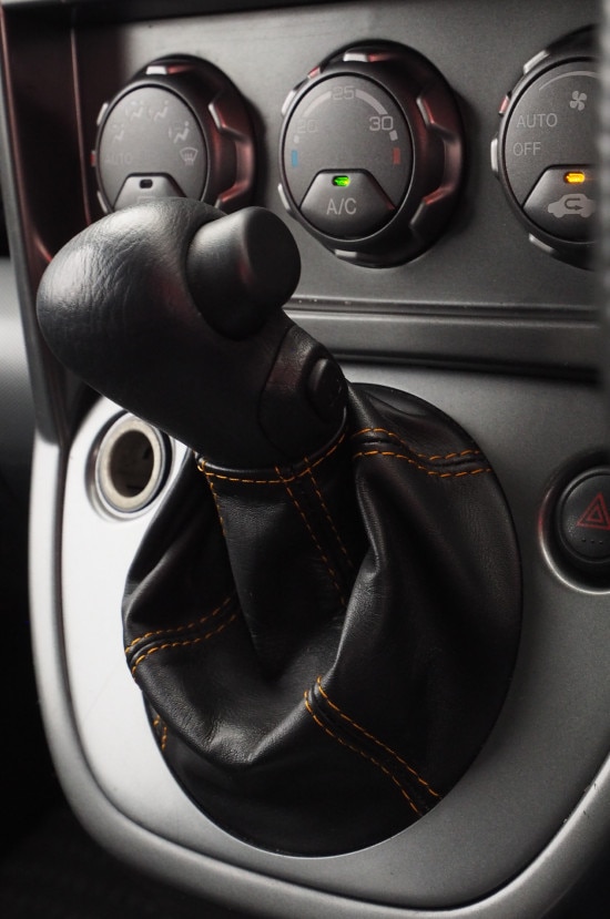 エレメント ATシフトブーツ 本革＆ウルトラスエード（アルカンタラ