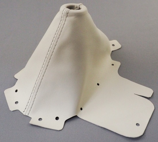 CX－8 ATシフトブーツ 本革＆ウルトラスエード（アルカンタラ）車