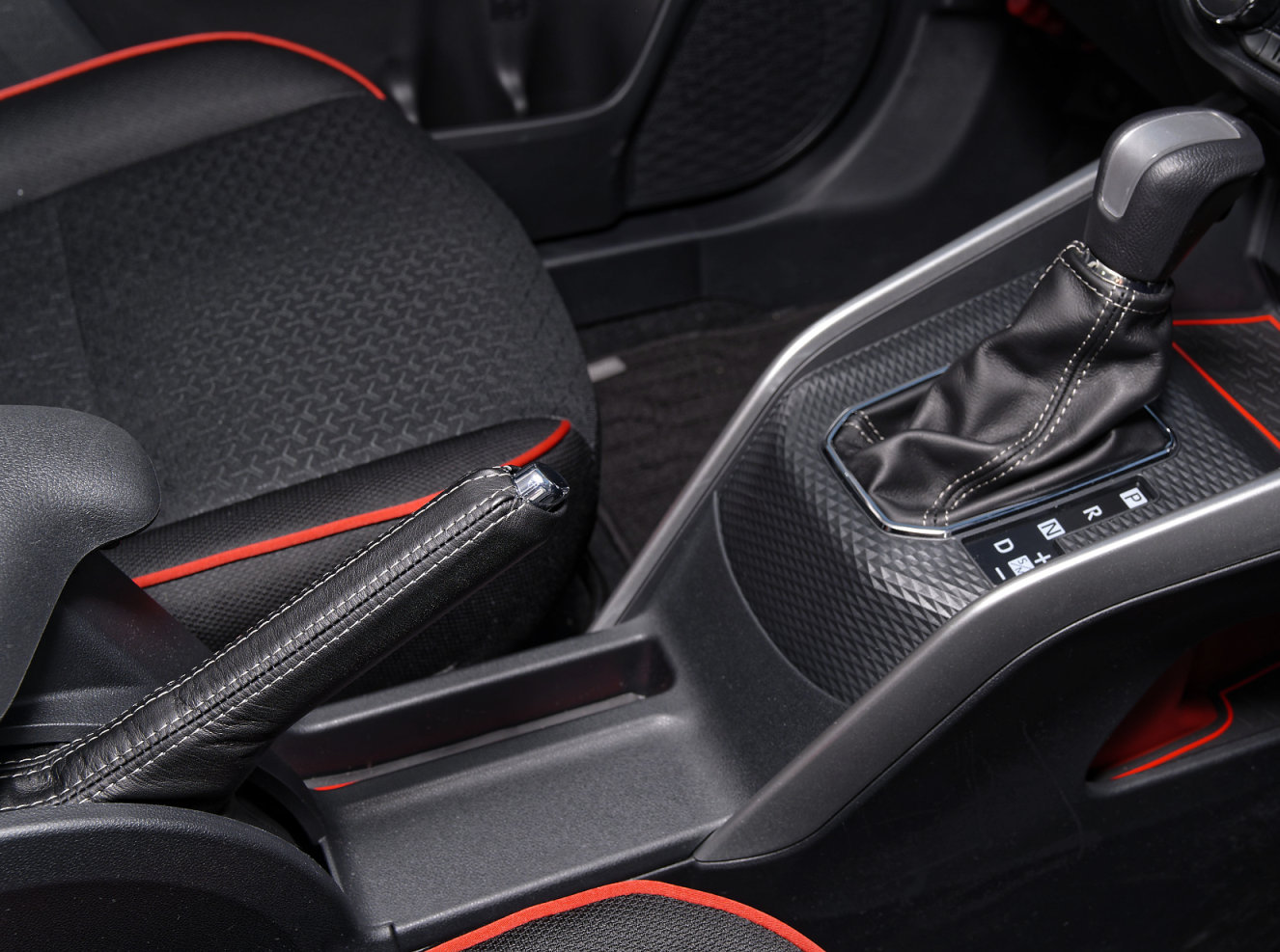 �饤����2���ܥ��å����������ɥ֥졼���֡���