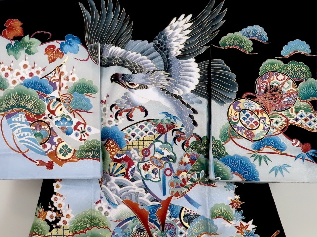 お宮参り着物正絹（初着・産着）男児G2-6鷹に兜・松の柄 黒地 5大