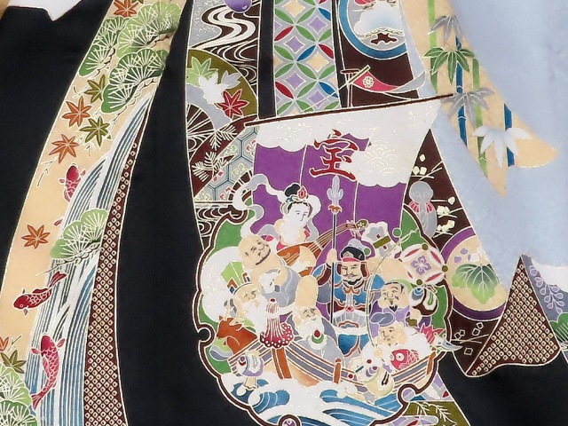 ちゃくら新品男子正絹産着祝着京友禅豪華多色手描き染、特選大将兜に祝い古典文 Kisste お宮参り 着物 男の子 産着 生成 凧 凧揚げ 巳 蛇年