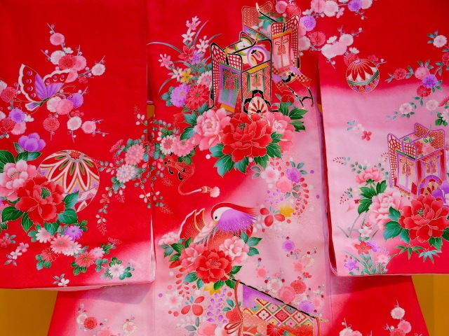 御所車に鴛鴦・花模様お宮参り（内袖・長襦袢）